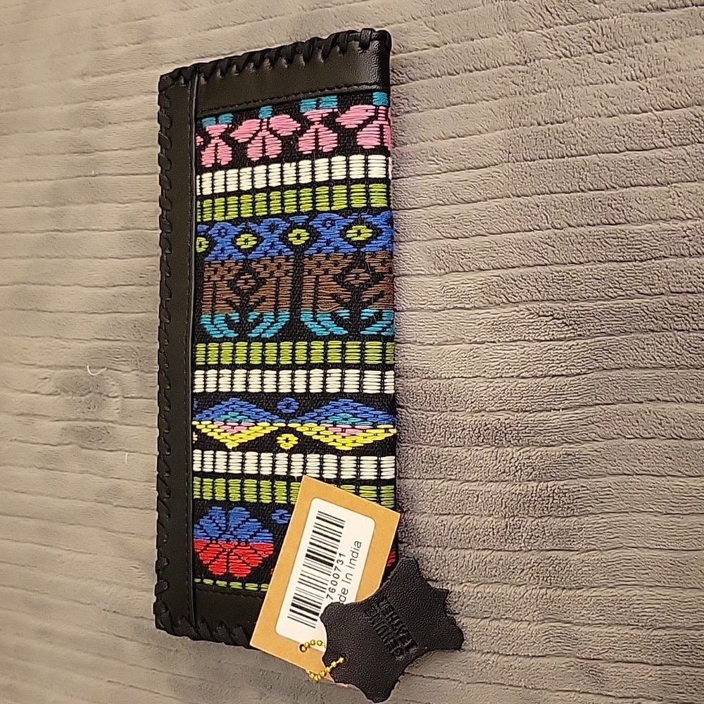 Black Leather Wallet, Handcrafted in multi color Jacquard weave NWOT
